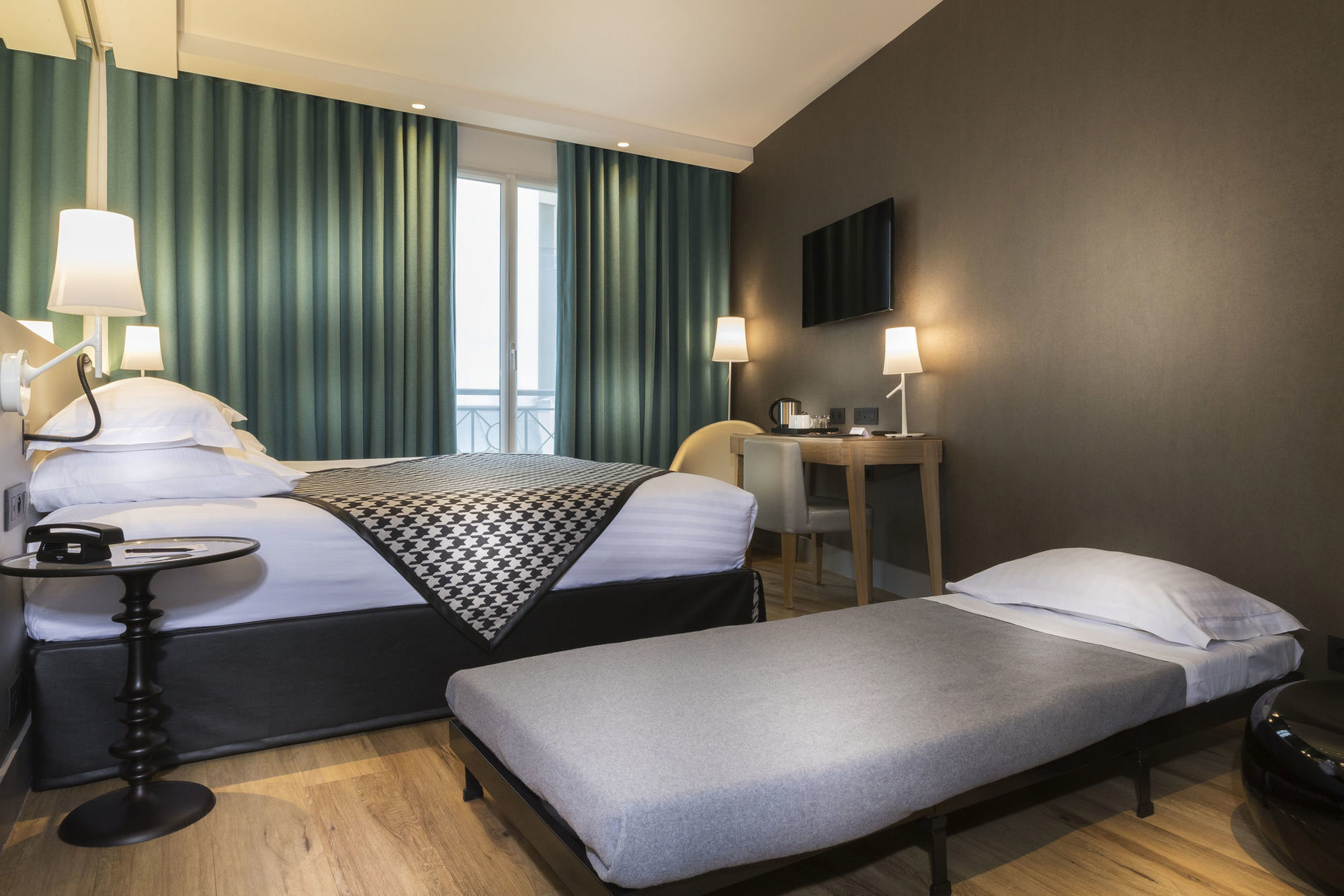 Hotel Acanthe - Boulogne Billancourt Phòng bức ảnh